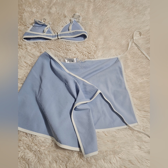 Blue Bikini Set with Skirt - Picture 8 of 8